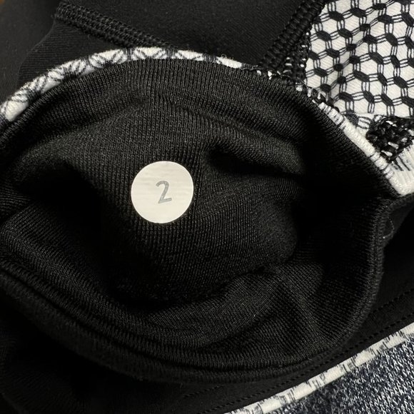 Lululemon Long Ankle Length Full Inseam Mid  High Rise Print Pattern Waistband - Picture 2 of 4